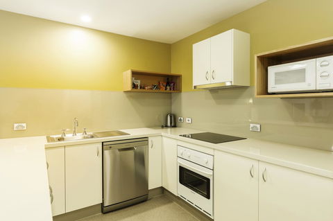 The Old Woolstore Apartment Hotel - QLD Tourism 16