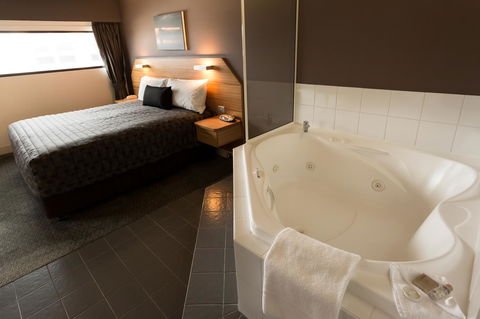 The Old Woolstore Apartment Hotel - QLD Tourism 28