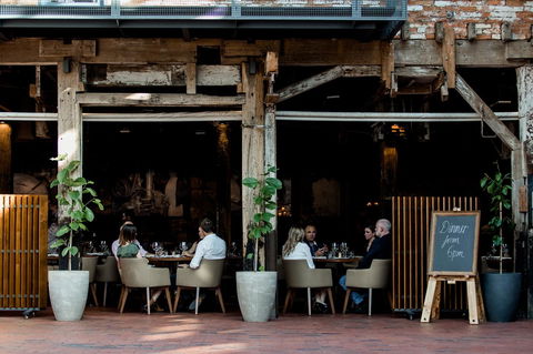The Henry Jones Art Hotel - QLD Tourism 7
