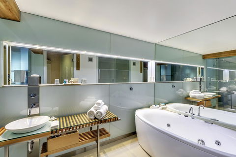 The Henry Jones Art Hotel - QLD Tourism 20