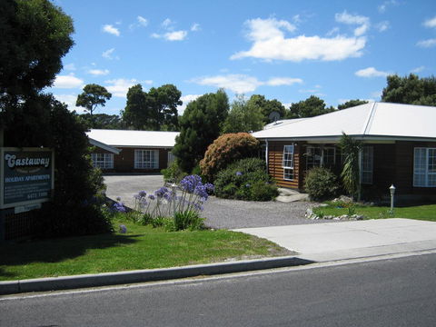 Castaway Holiday Apartments - QLD Tourism 0