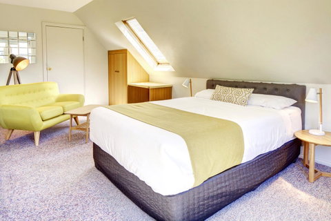 The Richmond Arms Hotel - QLD Tourism 7