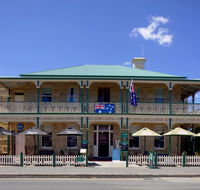 The Richmond Arms Hotel - Queensland Tourism