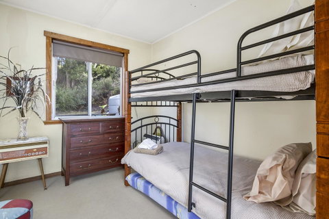 Summertime Cottage - QLD Tourism 24