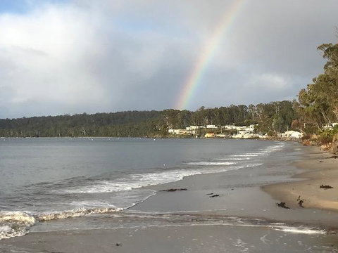 Summertime Cottage - QLD Tourism 2