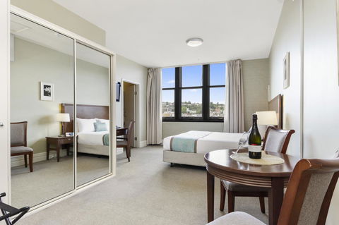 Launceston Central Apartment Hotel Official - QLD Tourism 9