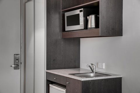 Travelodge Hotel Hobart - QLD Tourism 7