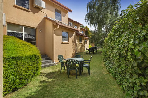 Elphin Serviced Apartments - Queensland Tourism 41