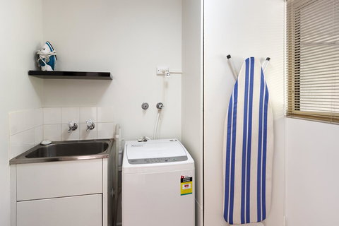 Elphin Serviced Apartments - Queensland Tourism 28