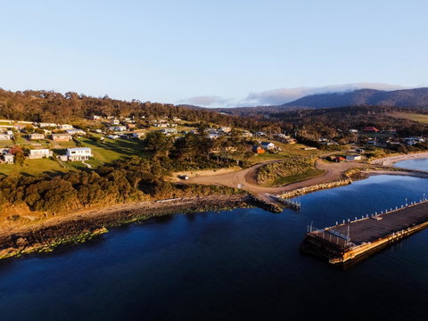 Manfield Seaside Bruny Island - QLD Tourism 22