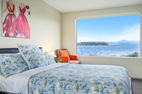 Manfield Seaside Bruny Island - QLD Tourism 13