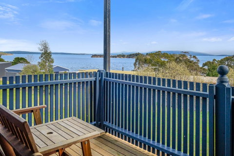 Omaroo Cottage Bruny Island - QLD Tourism 2