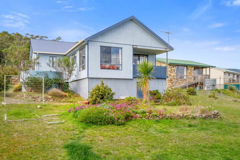 Omaroo Cottage Bruny Island - QLD Tourism 16