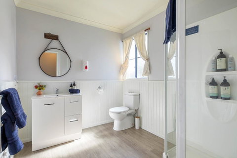Omaroo Cottage Bruny Island - QLD Tourism 11