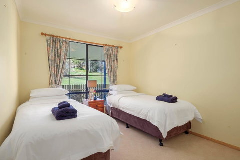Omaroo Cottage Bruny Island - QLD Tourism 10