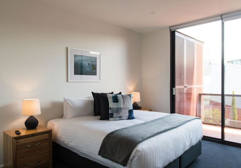 Sullivans Cove Apartments - QLD Tourism 40