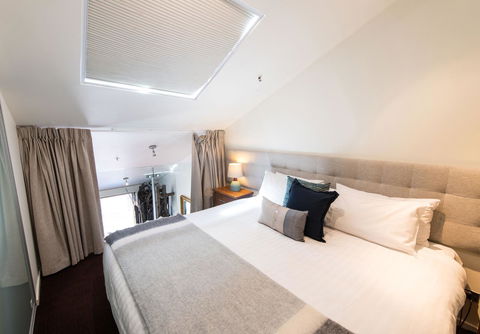 Sullivans Cove Apartments - QLD Tourism 12