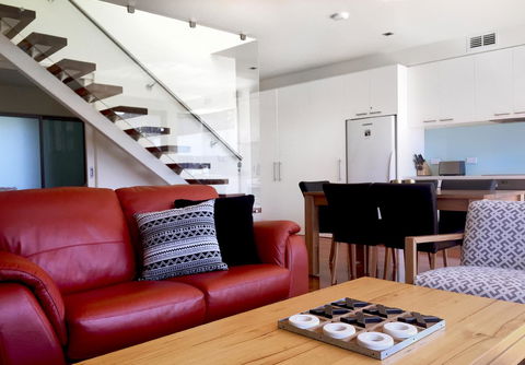 Sullivans Cove Apartments - QLD Tourism 43