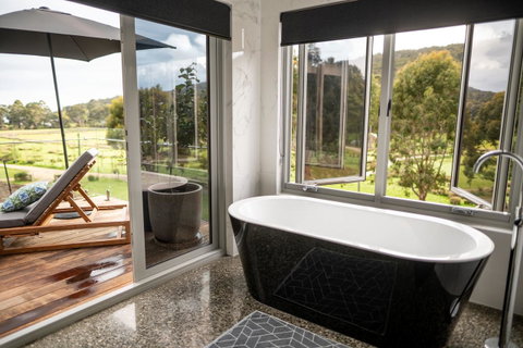 Adventure Bay Retreat Bruny Island - QLD Tourism 32