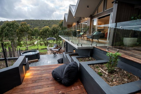 Adventure Bay Retreat Bruny Island - QLD Tourism 0