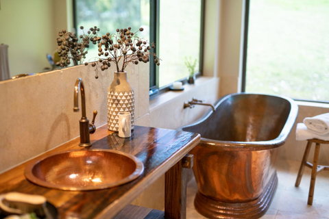 Adventure Bay Retreat Bruny Island - QLD Tourism 9