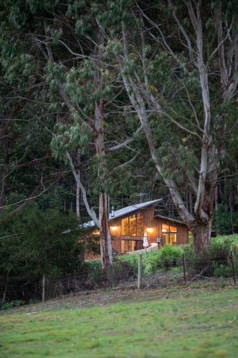 Adventure Bay Retreat Bruny Island - QLD Tourism 5