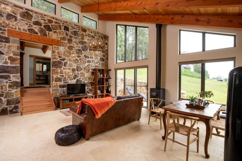 Adventure Bay Retreat Bruny Island - QLD Tourism 8