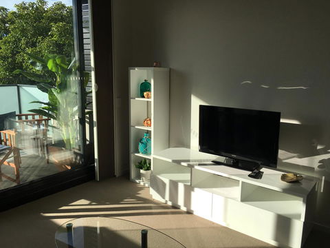 Hobart Inner City Apartment - QLD Tourism 9