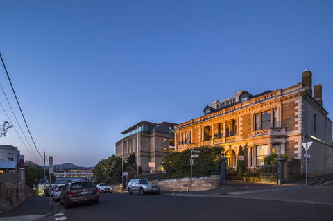 Lenna Of Hobart - QLD Tourism 21