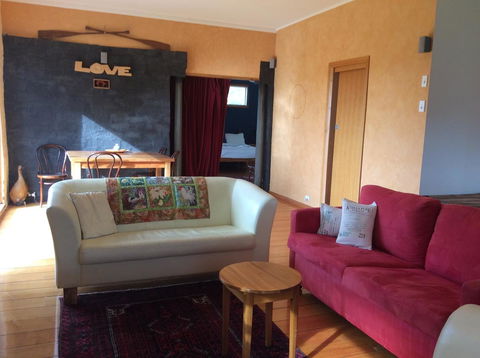Cherry Top Farmstay - Boutique Eco Village - QLD Tourism 14