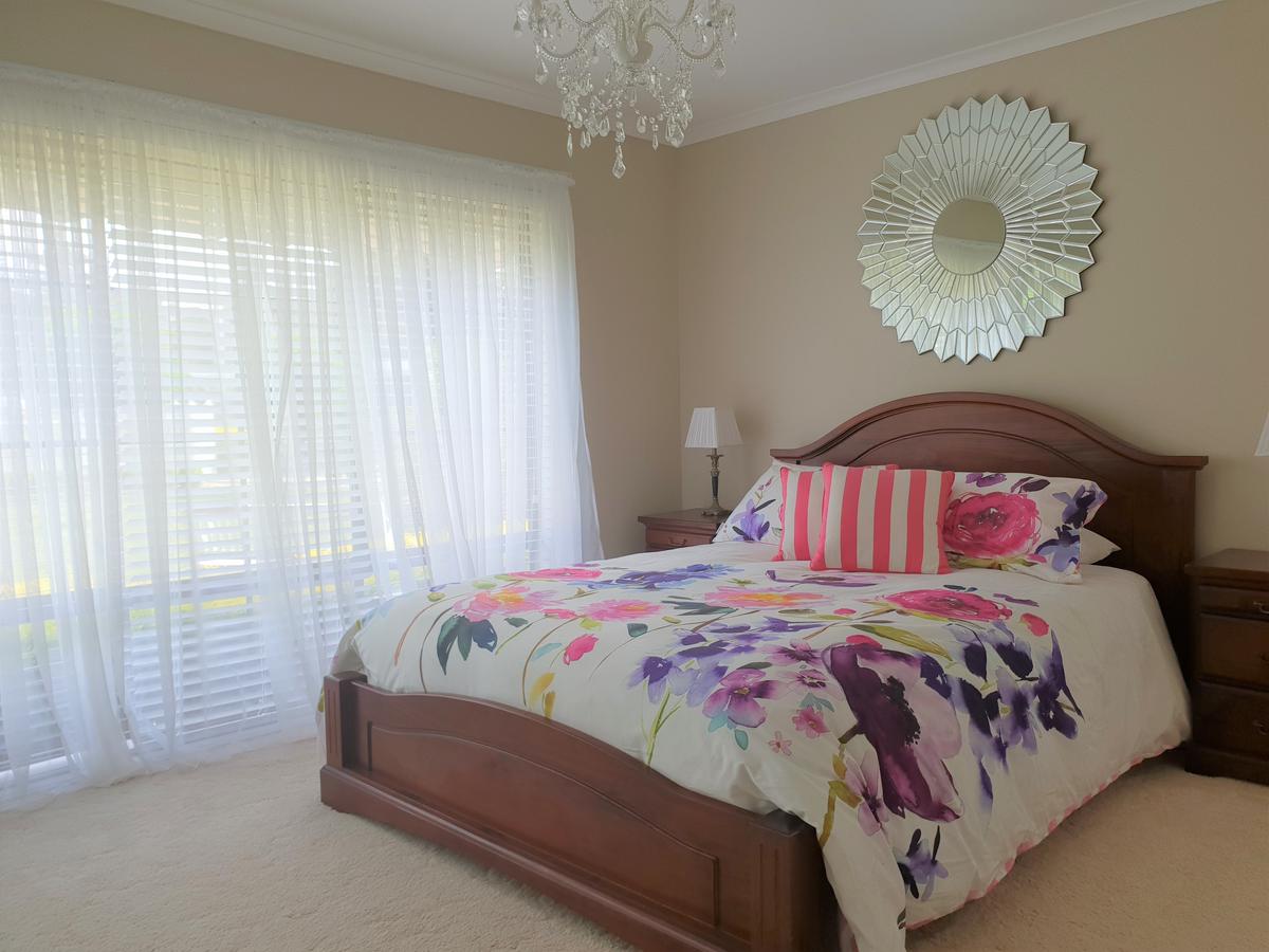 Garden By The Beach - Gateway To The East Coast, Close To Airport - thumb 2