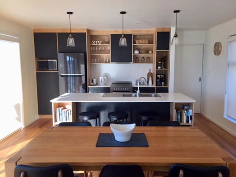 Beach House XIV - QLD Tourism 4