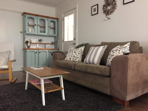 Driftwood-Cottage - Queensland Tourism 5