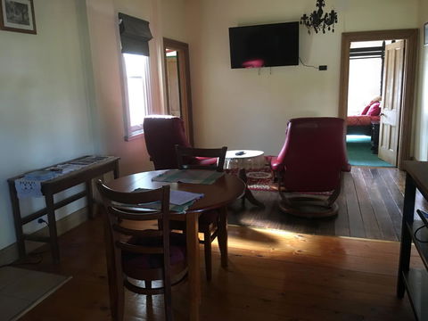 Kerrellie Cottages 2, 4 & 8 Reid Street - QLD Tourism 20