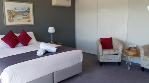 Pelican Point Sanctuary - QLD Tourism 31