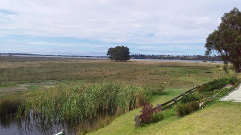 Pelican Point Sanctuary - QLD Tourism 22