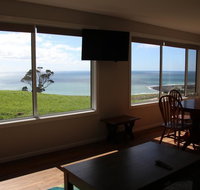 Penguin Seaside Farm - QLD Tourism