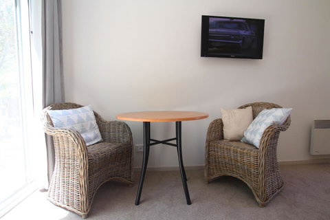 Richmond Coachmans Rest - QLD Tourism 15