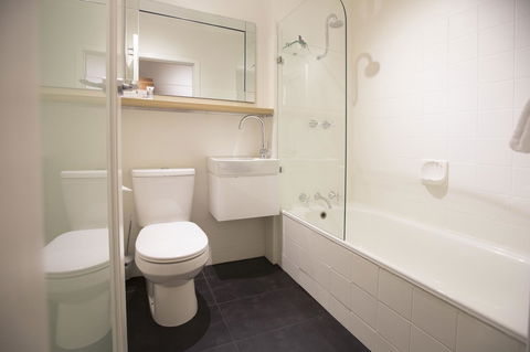 Hotel Launceston - QLD Tourism 9