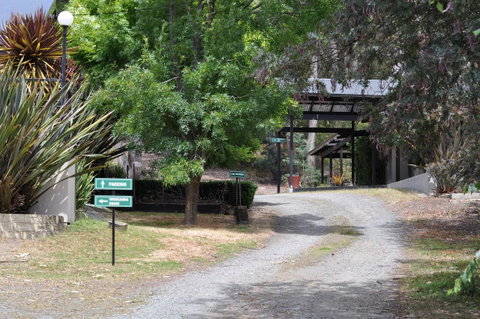 Oyster Cove Chalet - QLD Tourism 23