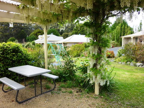 Port Arthur Villas - QLD Tourism 6