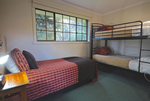 Port Arthur Villas - QLD Tourism 18
