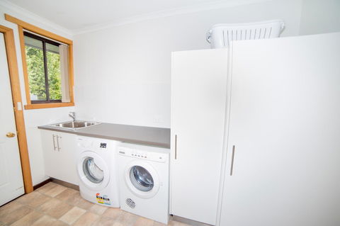 Swansea Beach House Oceanfront - Queensland Tourism 18
