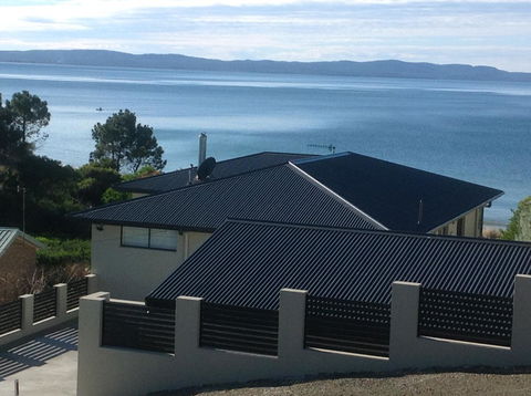 Swansea Beach House Oceanfront - Queensland Tourism 4
