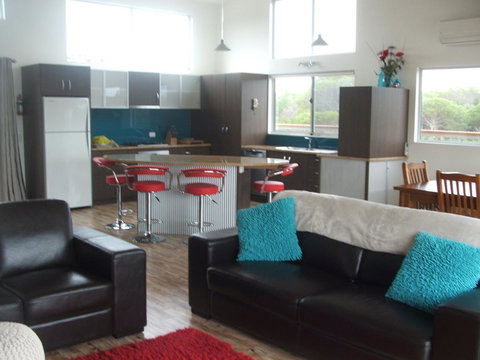 Seymour Waves - Queensland Tourism 7