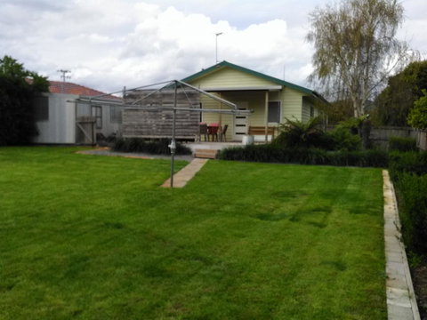 Pinestumps Holiday Home - QLD Tourism 9