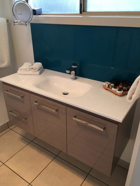 Island Breeze Motel - QLD Tourism 2