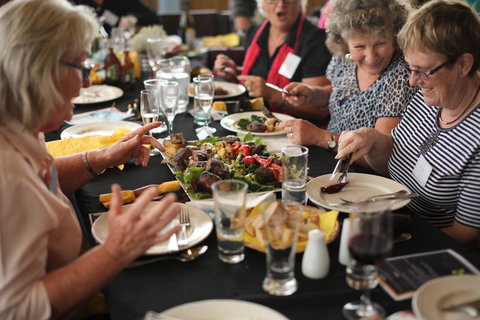 Island Breeze Motel - QLD Tourism 16