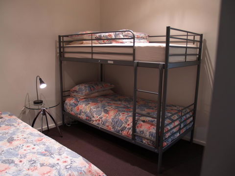 Craggy Peaks Wilderness Cabins - Queensland Tourism 6