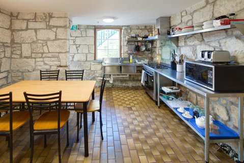 Neutral Bay Lodge - QLD Tourism 3
